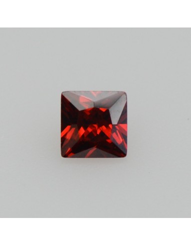 Zirkonia granat carre 4x4