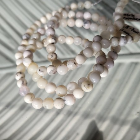 weisser afrikanischer Opal Perle