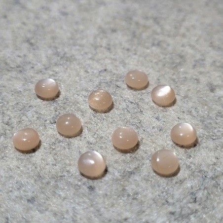 Sonnenstein Cabochon 5 mm, rund